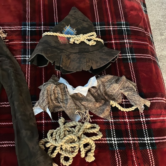 Girl’s Creepy Scarecrow Costume - Picture 4 of 5